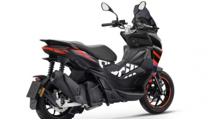 Aprilia SR GT: arriva la speciale versione Replica - Foto 9 di 10