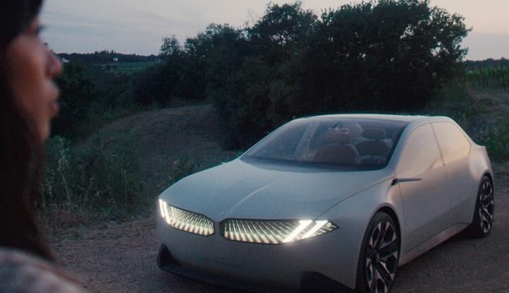 BMW Vision Neue Klasse: un’anteprima del futuro dell’automobilismo secondo il brand - Foto 2 di 47