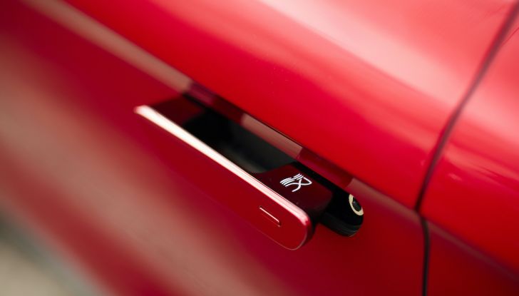 BYD Han, caratteristiche della nuova berlina elettrica - Foto 10 di 14