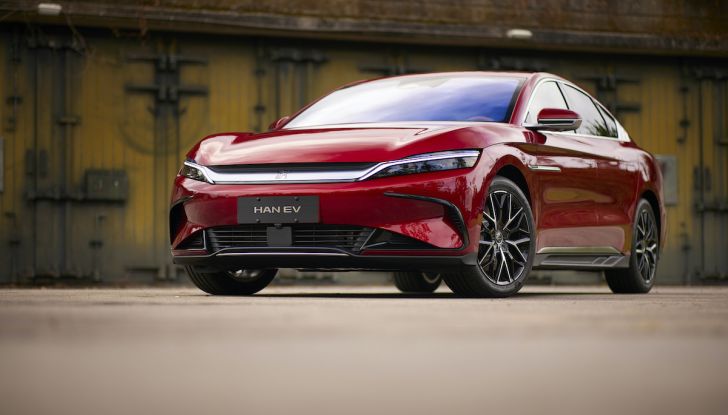 BYD Han, caratteristiche della nuova berlina elettrica - Foto 6 di 14
