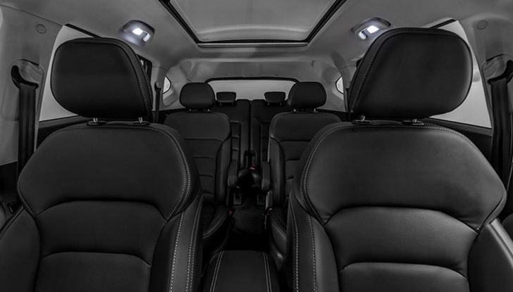 EVO7: debutta in Italia il nuovo SUV a sette posti - Foto 18 di 22