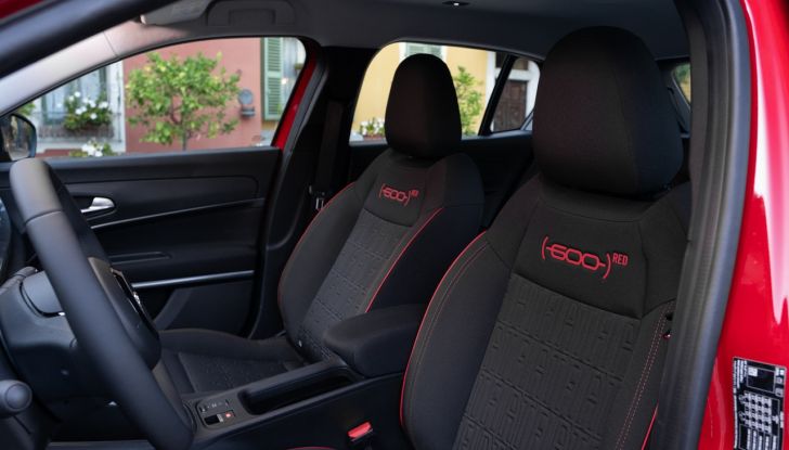 Fiat 600e prova su strada, autonomia e prezzi da 30.549 euro - Foto 77 di 100