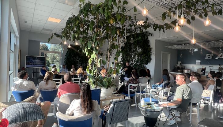 Bollicine Elettriche, il turismo sostenibile sempre più protagonista - Foto 2 di 11