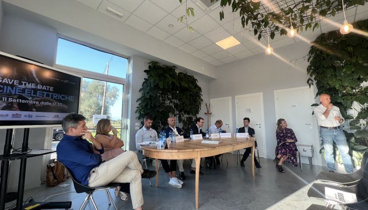 Bollicine Elettriche, il turismo sostenibile sempre più protagonista - Foto 1 di 11