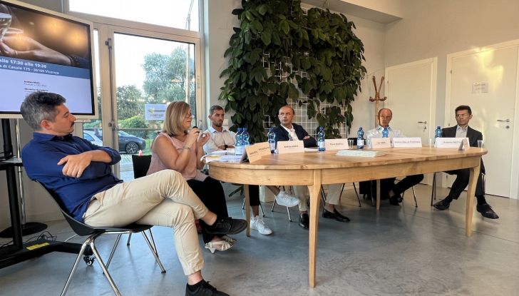 Bollicine Elettriche, il turismo sostenibile sempre più protagonista - Foto 9 di 11