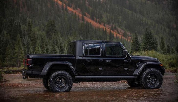 Jeep Gladiator 2024: il pick-up si aggiorna con l’arrivo del nuovo restyling - Foto 89 di 103