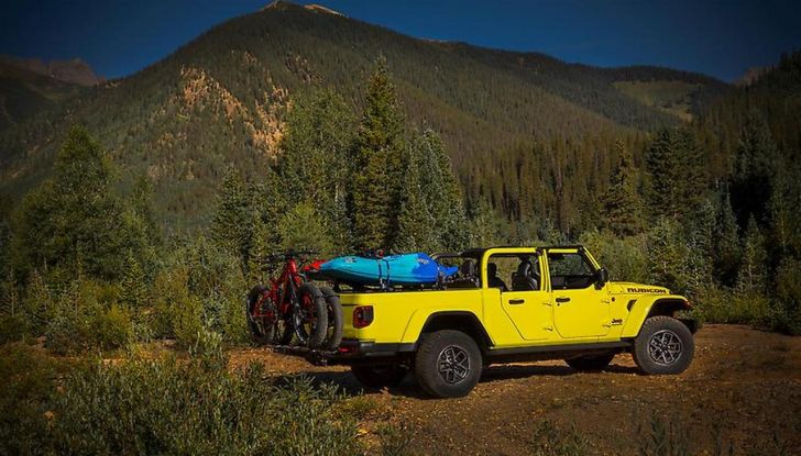 Jeep Gladiator 2024: il pick-up si aggiorna con l’arrivo del nuovo restyling - Foto 22 di 103