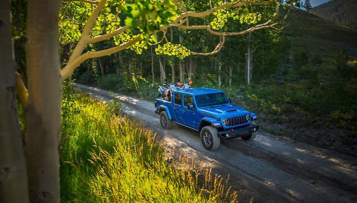 Jeep Gladiator 2024: il pick-up si aggiorna con l’arrivo del nuovo restyling - Foto 65 di 103