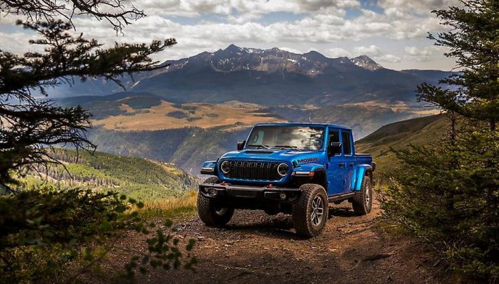 Jeep Gladiator 2024: il pick-up si aggiorna con l’arrivo del nuovo restyling - Foto 55 di 103