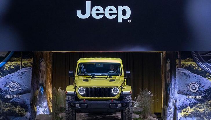 Jeep Gladiator 2024: il pick-up si aggiorna con l’arrivo del nuovo restyling - Foto 3 di 103