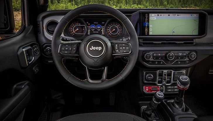 Jeep Gladiator 2024: il pick-up si aggiorna con l’arrivo del nuovo restyling - Foto 14 di 103