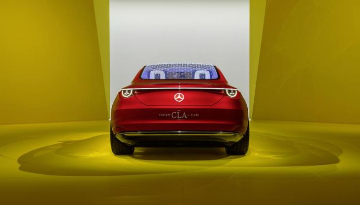 Mercedes CLA Concept: piccolo assaggio di un nuovo segmento di EV entry-level - Foto 26 di 96