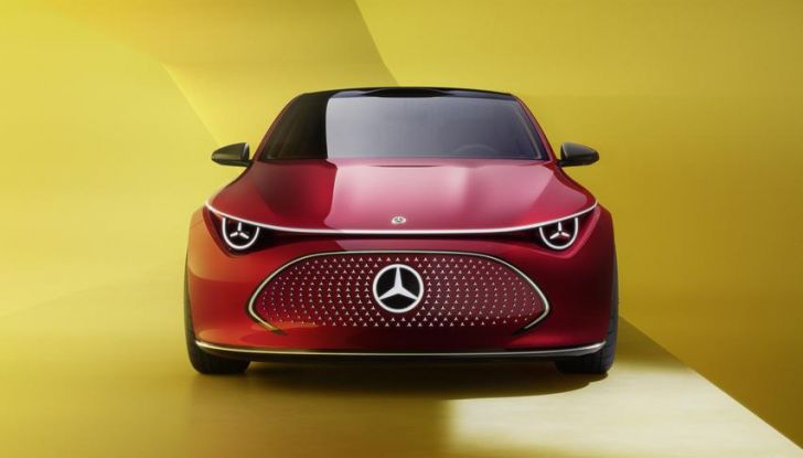 Mercedes CLA Concept: piccolo assaggio di un nuovo segmento di EV entry-level - Foto 8 di 96