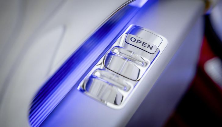 Mercedes CLA Concept: piccolo assaggio di un nuovo segmento di EV entry-level - Foto 38 di 96