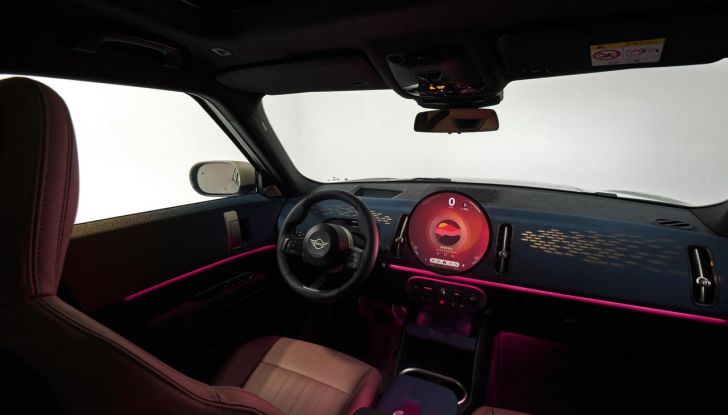 Mini Countryman 2024: debutta la nuova generazione del crossover - Foto 94 di 121