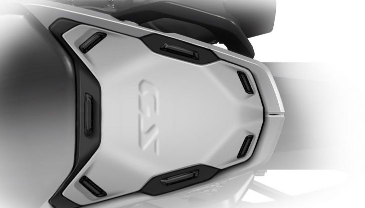 BMW R 1300 GS: debutta la nuova enduro touring con motore boxer - Foto 122 di 134