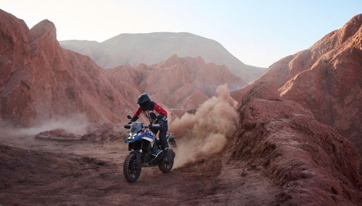 BMW R 1300 GS: debutta la nuova enduro touring con motore boxer - Foto 45 di 134