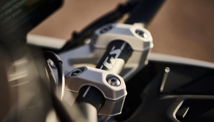 BMW R 1300 GS: debutta la nuova enduro touring con motore boxer - Foto 80 di 134