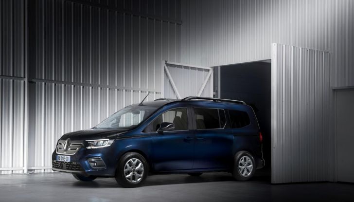 Renault Grand Kangoo: debutto ufficiale al Salone di Monaco 2023 - Foto 28 di 33