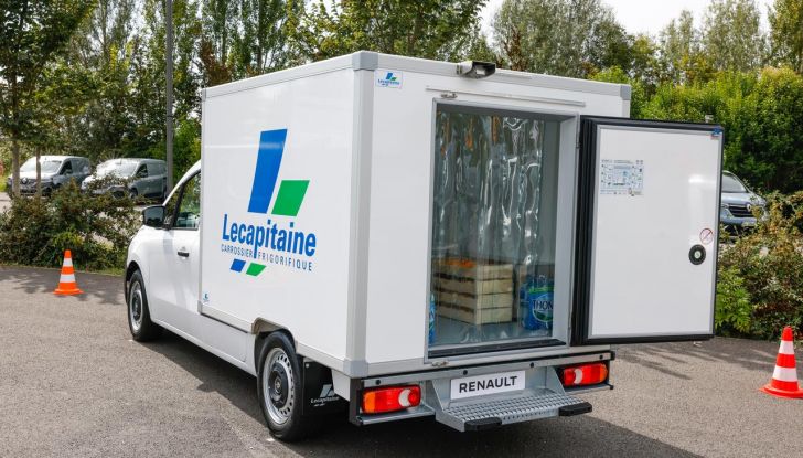 Renault Trafic Van E-Tech Electric: l’iconico furgone diventa 100% elettrico - Foto 29 di 134