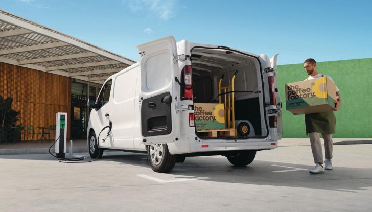Renault Trafic Van E-Tech Electric: l’iconico furgone diventa 100% elettrico - Foto 36 di 134