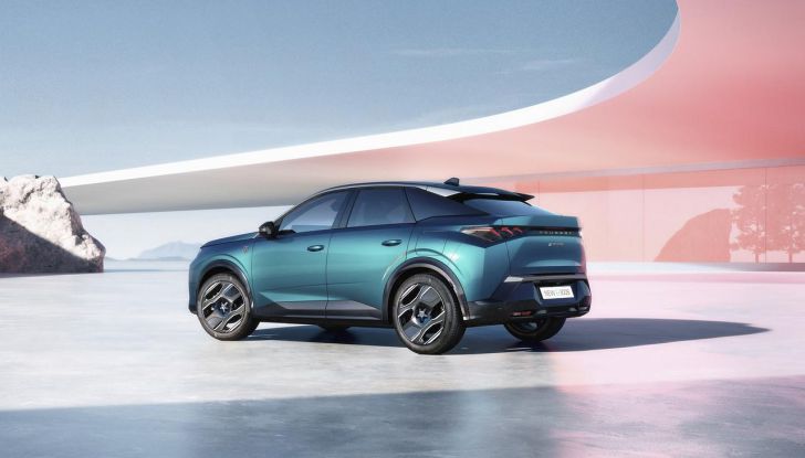 Peugeot E-3008, ambasciatrice del benessere delle Terme in Valle D’Aosta - Foto 8 di 50