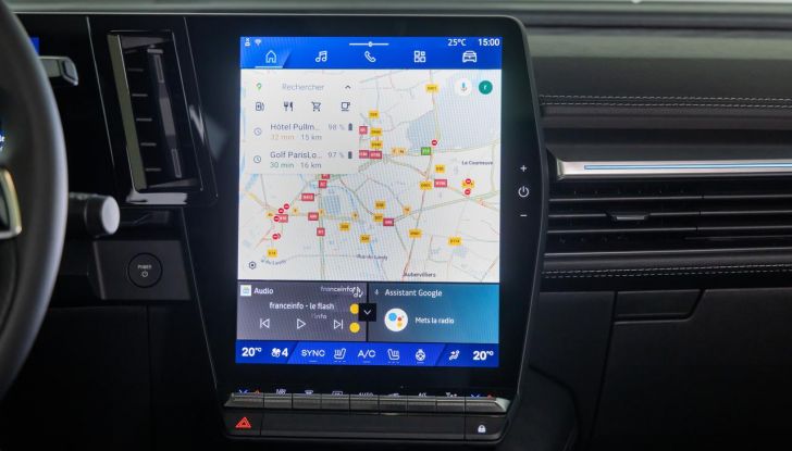 Renault Scenic E-Tech Electric: caratteristiche, allestimenti, autonomia e motori per l’Italia - Foto 67 di 75