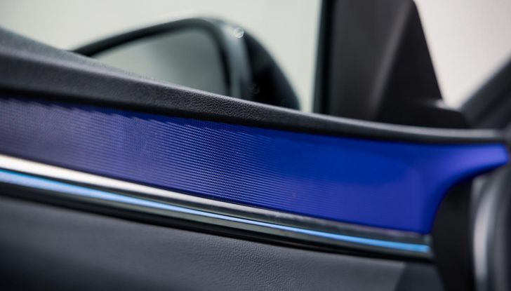 Renault Scenic E-Tech Electric: caratteristiche, allestimenti, autonomia e motori per l’Italia - Foto 32 di 75