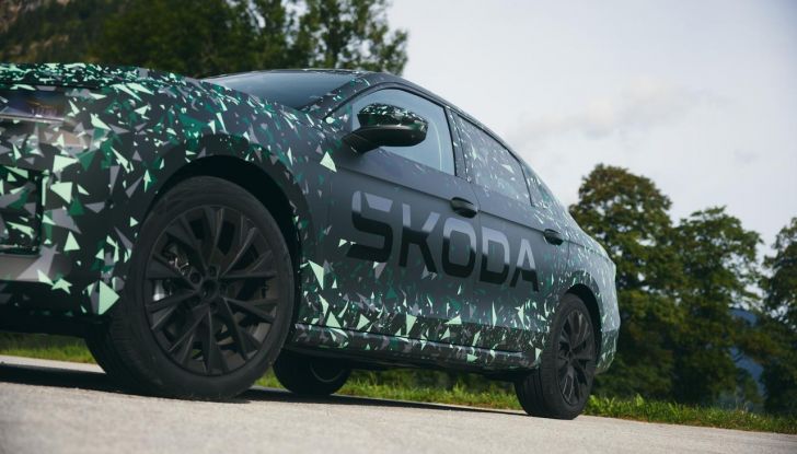 Skoda Superb 2024: primo assaggio della berlina di quarta generazione - Foto 20 di 32