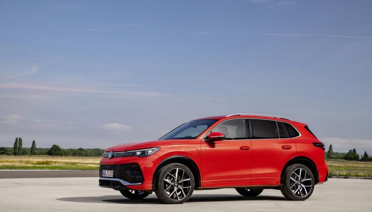 Volkswagen Tiguan 2024: svelata la terza generazione del SUV - Foto 107 di 135