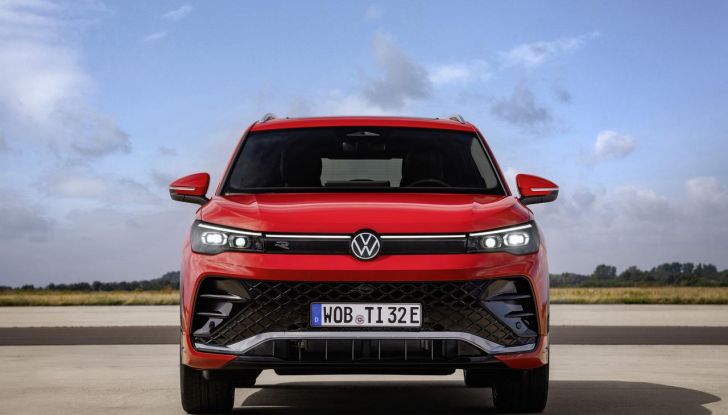 Volkswagen Tiguan 2024: svelata la terza generazione del SUV - Foto 133 di 135
