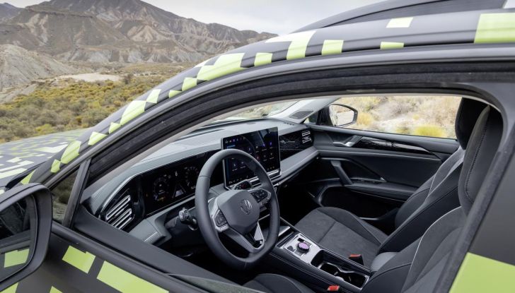 Volkswagen Tiguan 2024: svelata la terza generazione del SUV - Foto 32 di 135