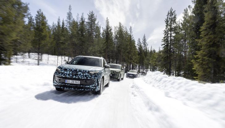 Volkswagen Tiguan 2024: svelata la terza generazione del SUV - Foto 33 di 135