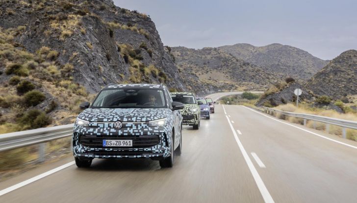Volkswagen Tiguan 2024: svelata la terza generazione del SUV - Foto 5 di 135