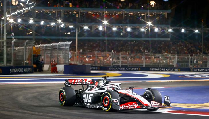 F1 2023, GP Singapore: Sainz e Ferrari di nuovo in pole position, disfatta Red Bull - Foto 4 di 10