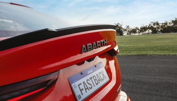 Abarth Fastback: debutta il nuovo SUV coupé dello Scorpione - Foto 85 di 88