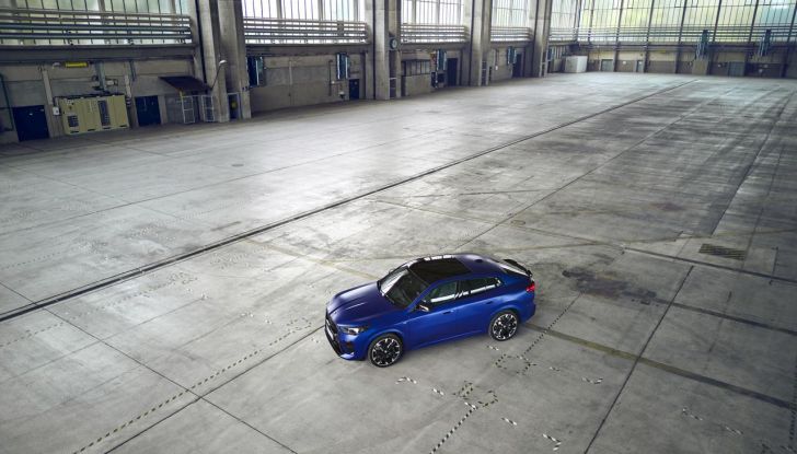 BMW X2 2024: prezzi e versioni per il mercato italiano - Foto 18 di 61