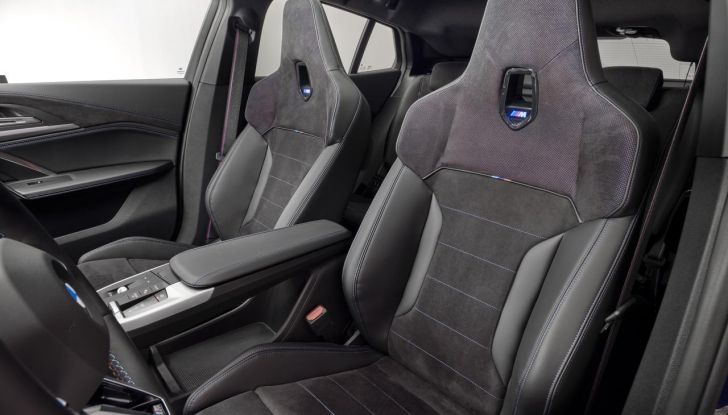 BMW X2 2024: prezzi e versioni per il mercato italiano - Foto 54 di 61