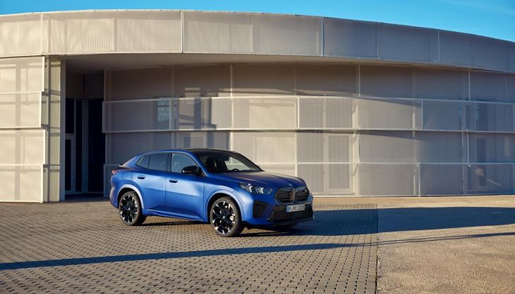 BMW X2 2024: prezzi e versioni per il mercato italiano - Foto 38 di 61