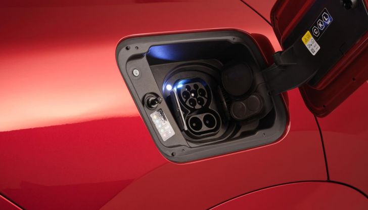 BMW iX2: design, prestazioni e autonomia del primo SUV coupé elettrico del brand - Foto 62 di 73