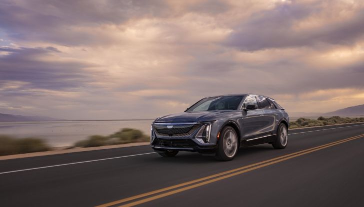 General Motors torna in Europa con Cadillac Lyriq, SUV 100% elettrico - Foto 16 di 72