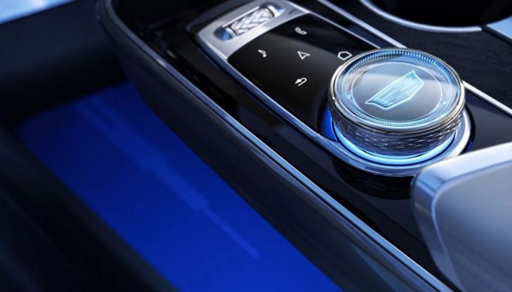 General Motors torna in Europa con Cadillac Lyriq, SUV 100% elettrico - Foto 27 di 72