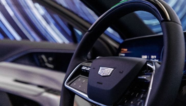 General Motors torna in Europa con Cadillac Lyriq, SUV 100% elettrico - Foto 35 di 72