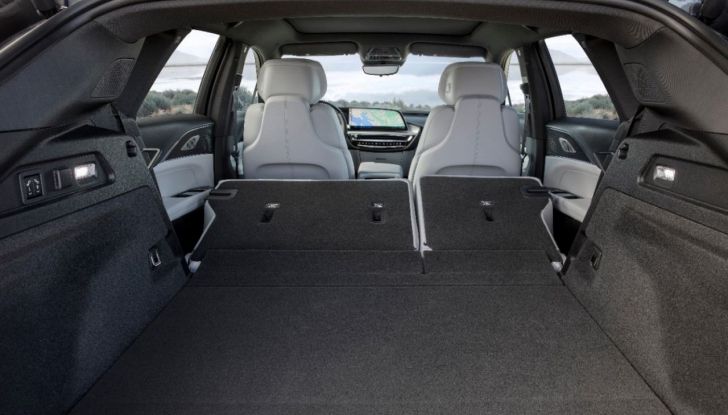 General Motors torna in Europa con Cadillac Lyriq, SUV 100% elettrico - Foto 72 di 72