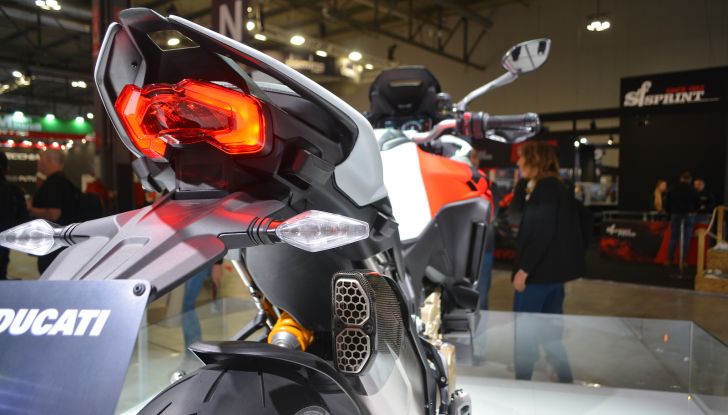 Ducati Multistrada V4 RS, quando la Superbike incontra il touring - Foto 2 di 13