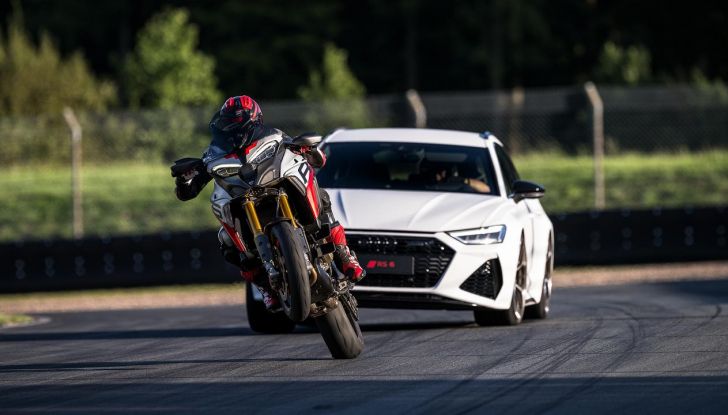 Ducati Multistrada V4 RS: è lei la moto da turismo più sportiva mai offerta dal brand - Foto 29 di 43