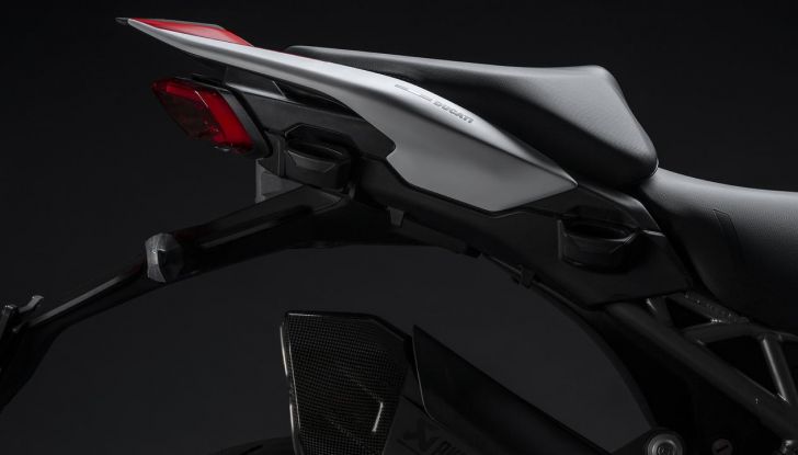 Ducati Multistrada V4 RS: è lei la moto da turismo più sportiva mai offerta dal brand - Foto 31 di 43