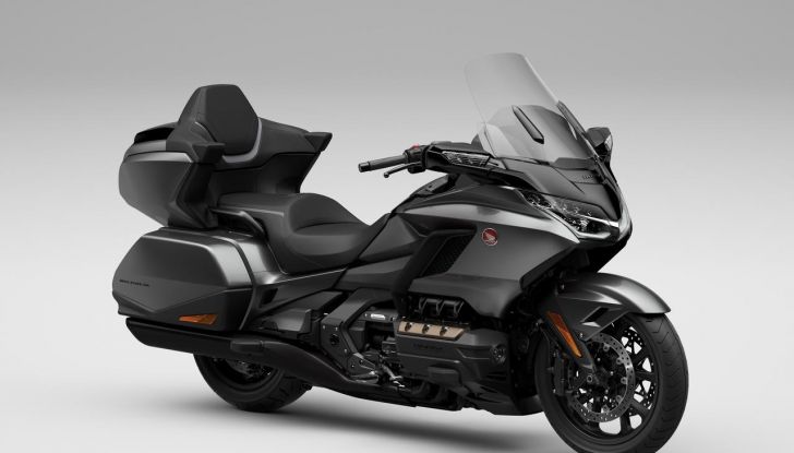Honda Gold Wing, Rebel 1100 e Rebel 500: le novità del model year 2024 - Foto 7 di 33