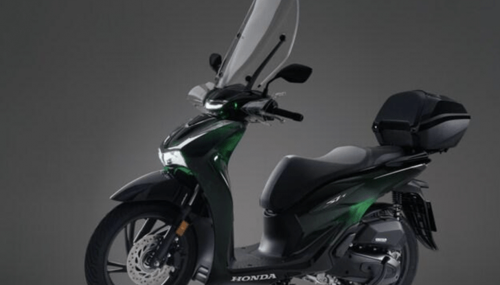 Honda SH Vetro, il nuovo scooter con carrozzeria semi-trasparente - Foto 3 di 9