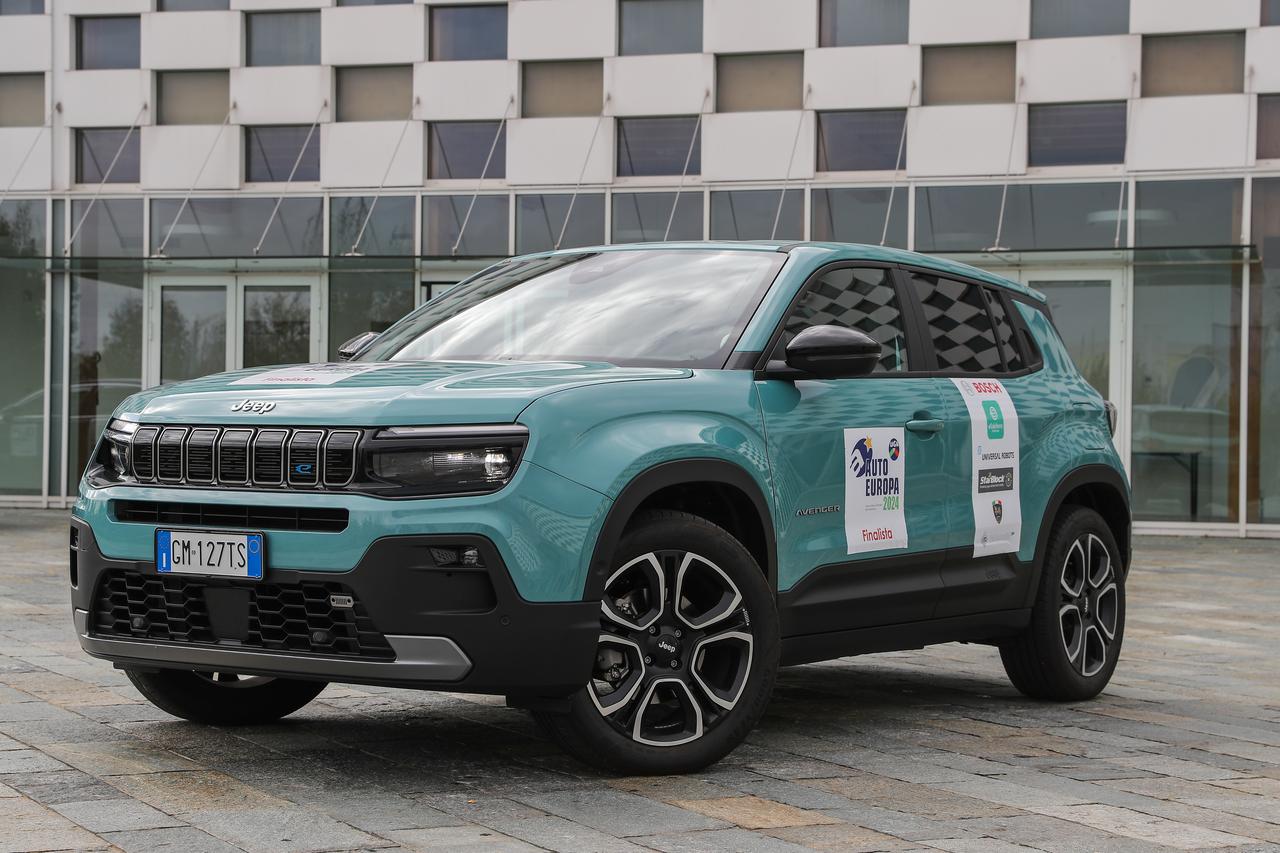 Nuova Jeep Avenger vince il premio Auto Europa 2024 - Infomotori